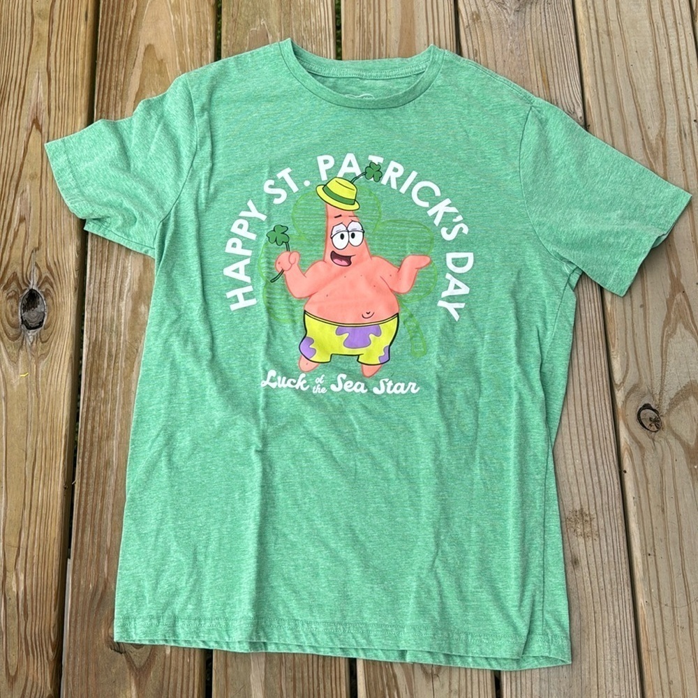 🍍SPONGE BOB ST PATTYS T SHIRT🍍sz large🍍Q-2